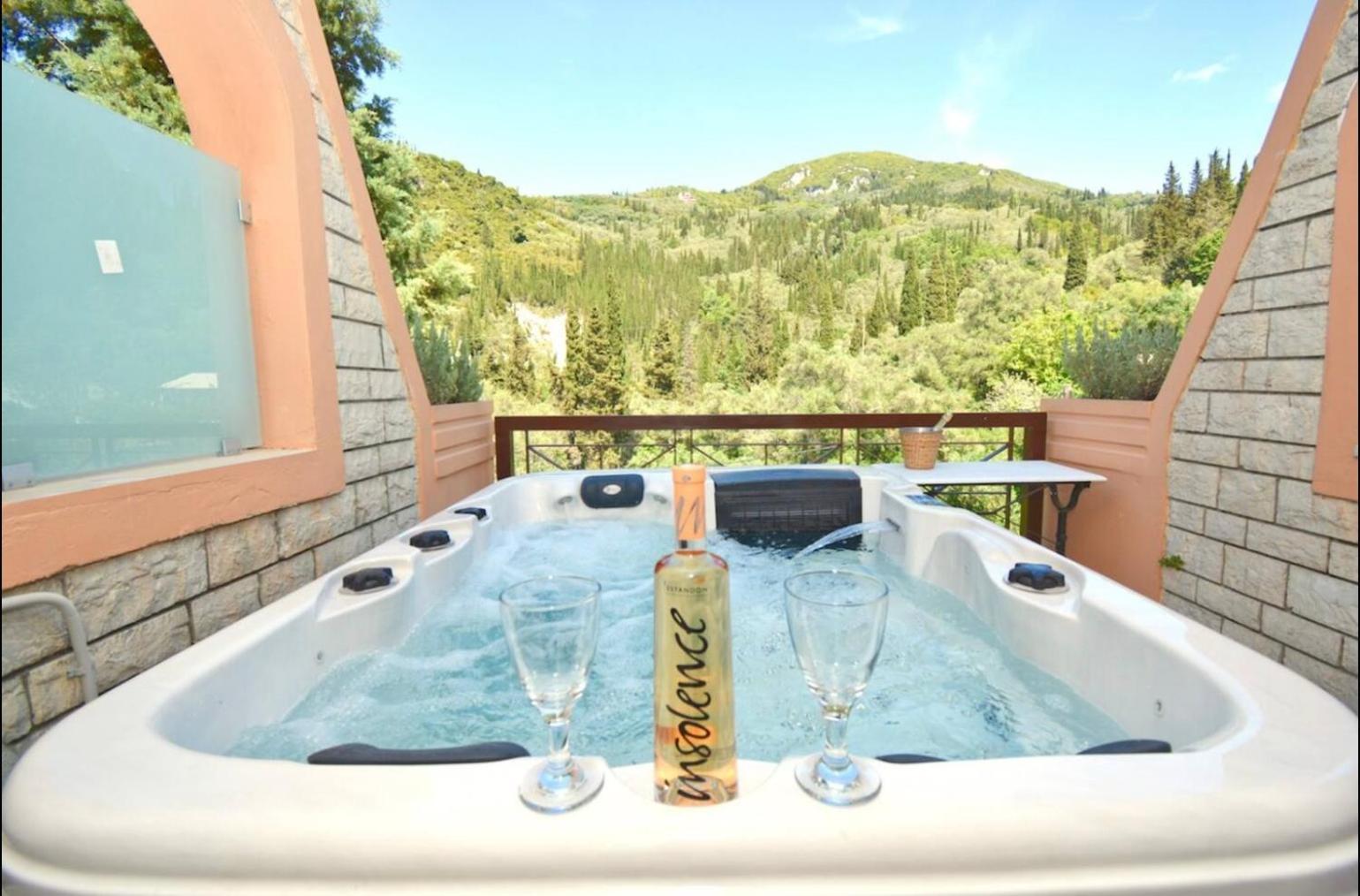 Doliva Anthi Private Jacuzzi Apartment Agios Gordios (Corfu)