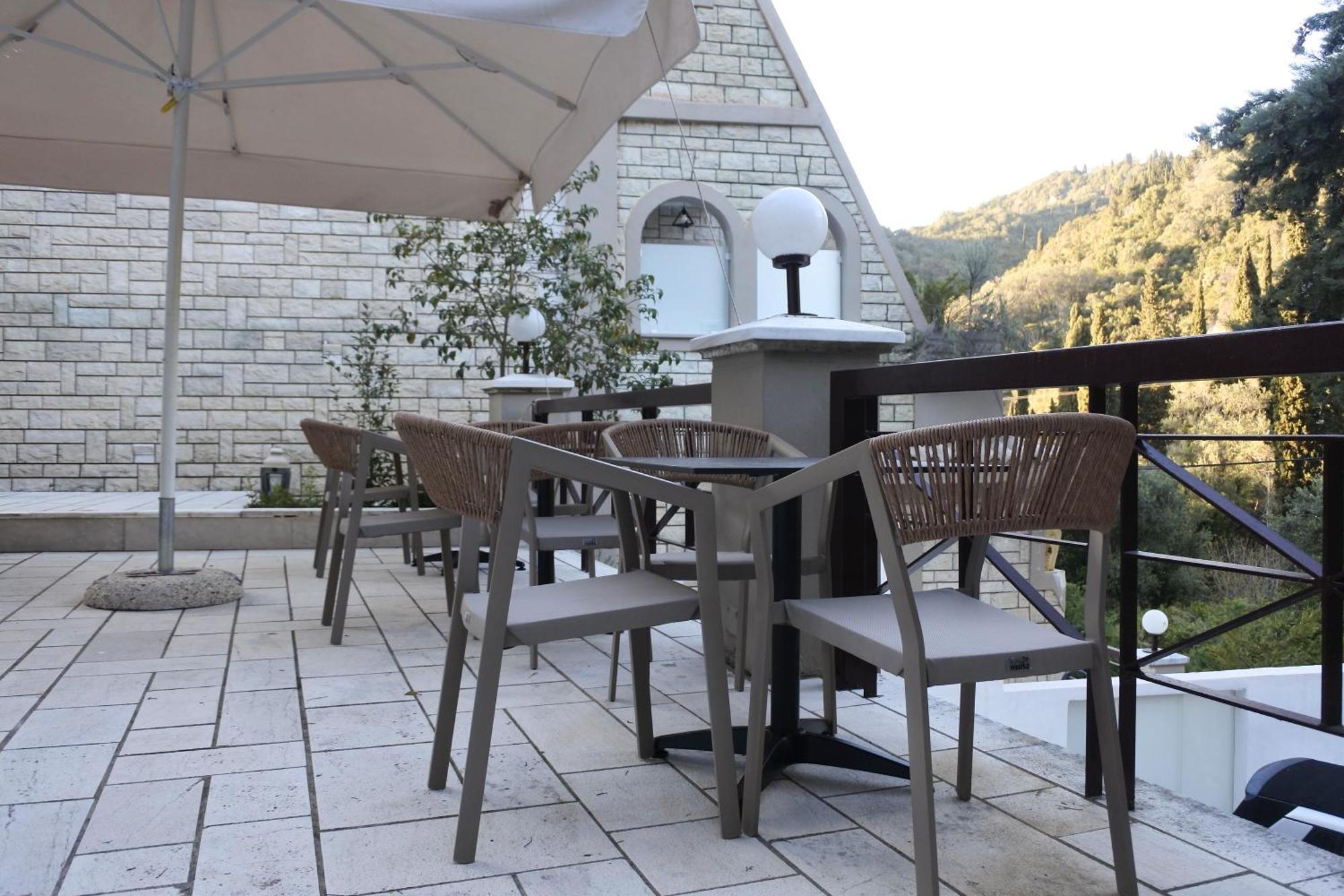 Doliva Anthi Private Jacuzzi Apartment Agios Gordios (Corfu)